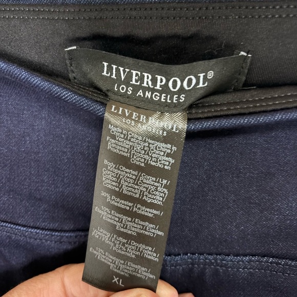 New with tags, womens size XL Liverpool brand flare stretchy pants, #K1006 - Picture 5 of 6